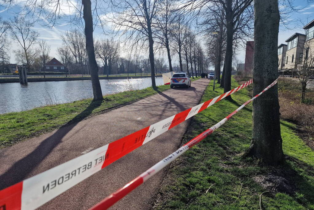 Overleden persoon aangetroffen in kanaal