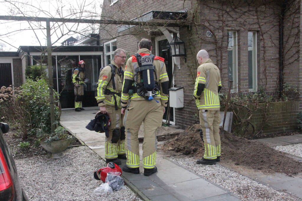 Gasleiding geraakt tijdens werk in voortuin