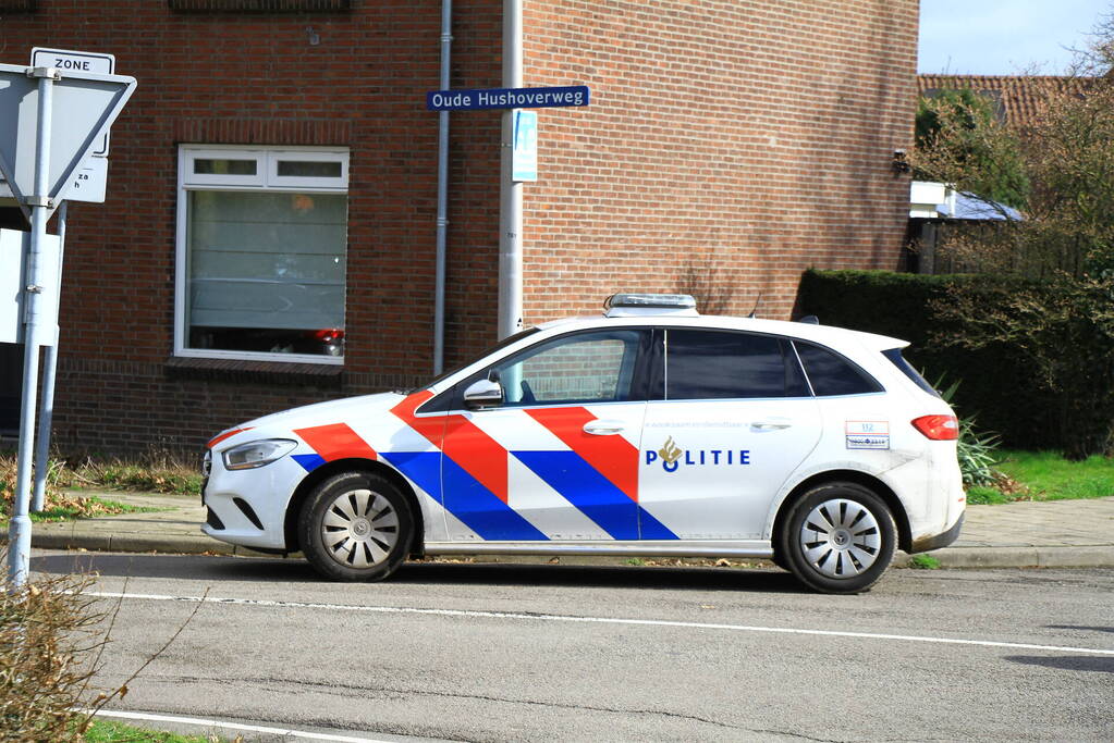 Fietser gewond na harde val op rotonde