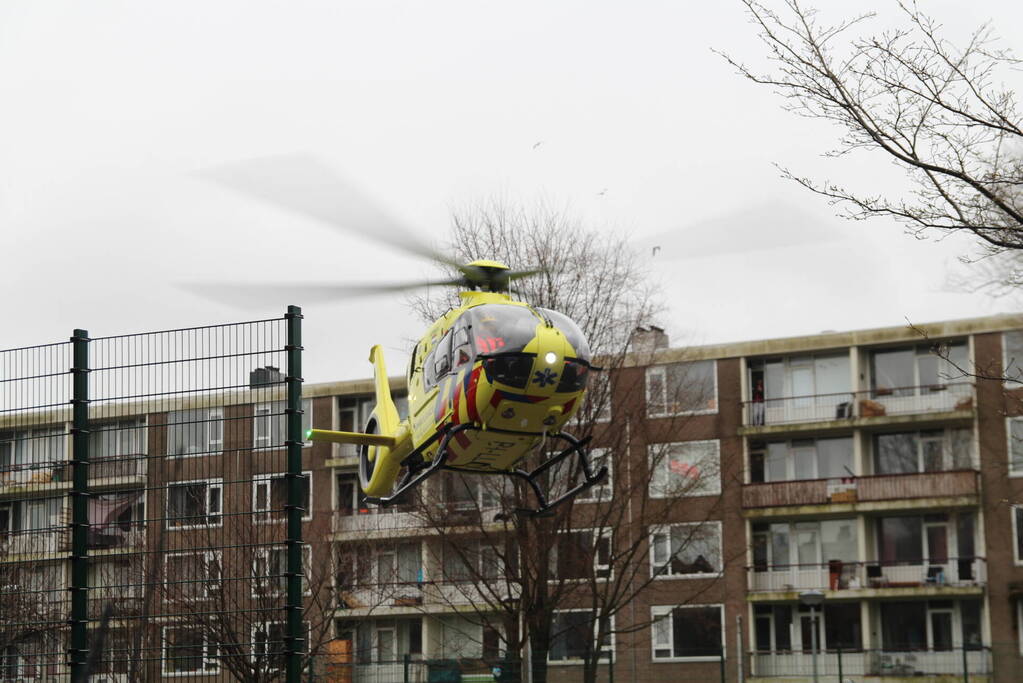 Traumahelikopter ingezet voor incident in flatwoning