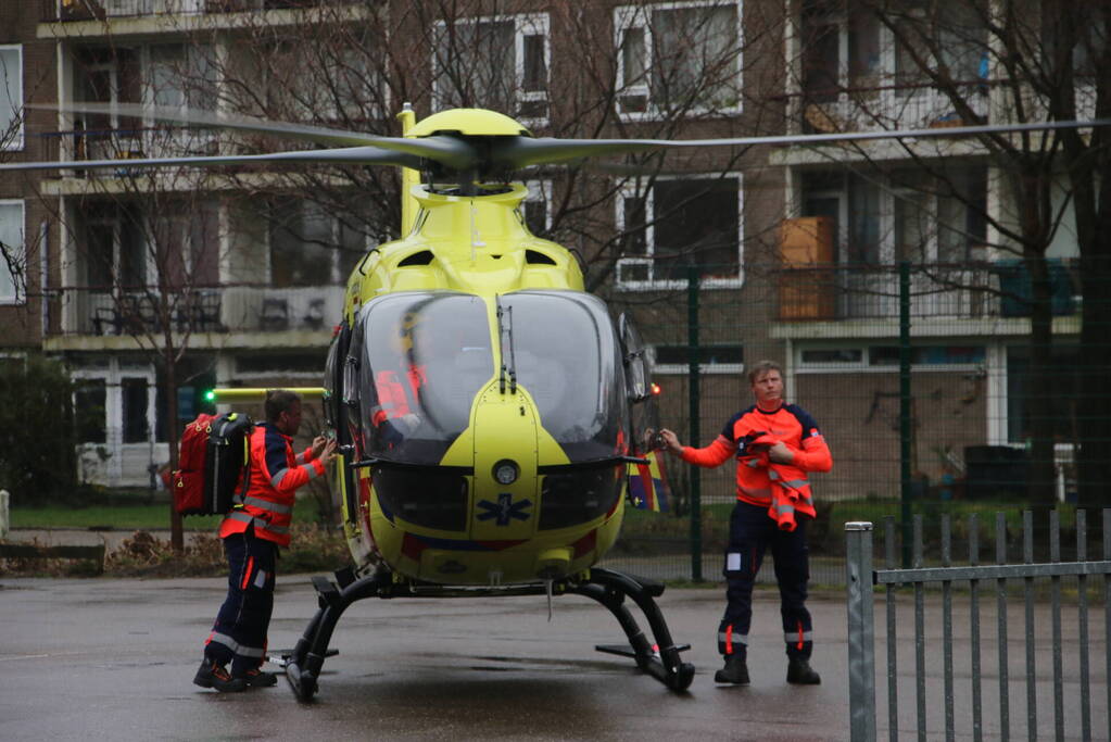 Traumahelikopter ingezet voor incident in flatwoning