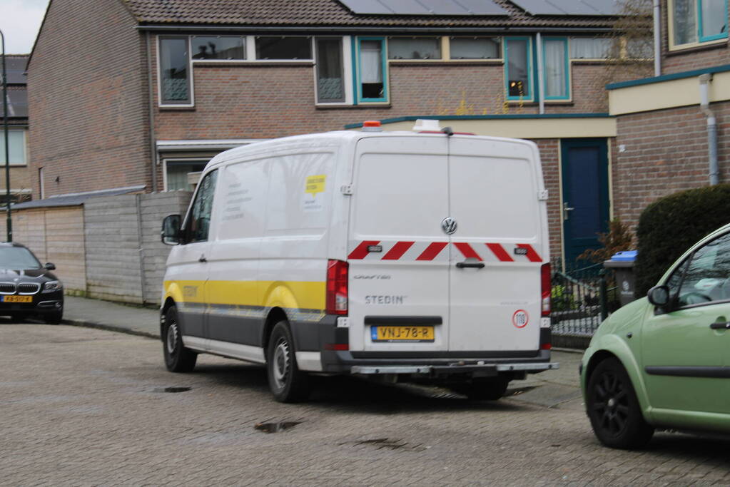 Brandweer verricht onderzoek wegens gaslucht