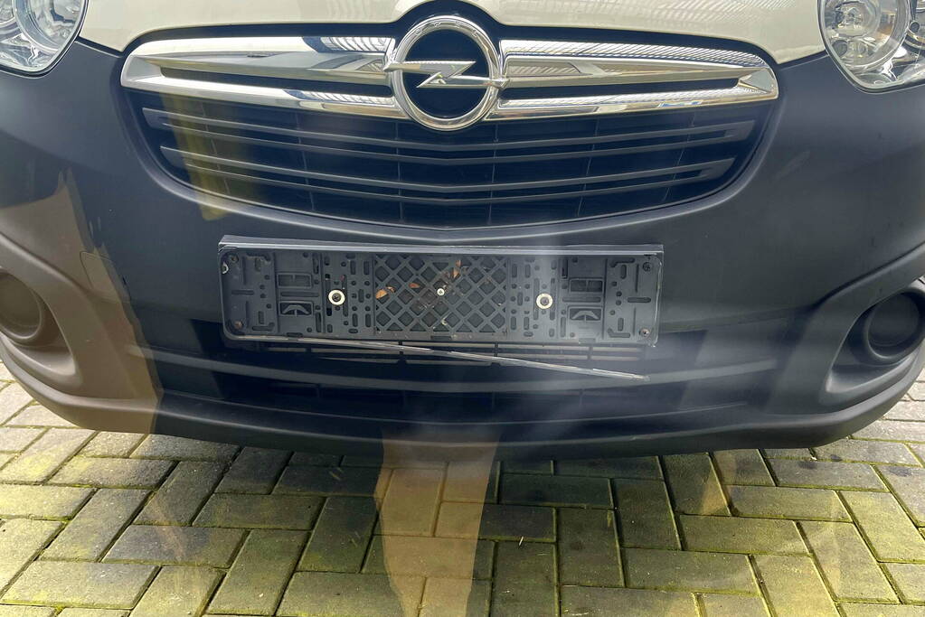 Fietser gewond bij aanrijding met bestelwagen