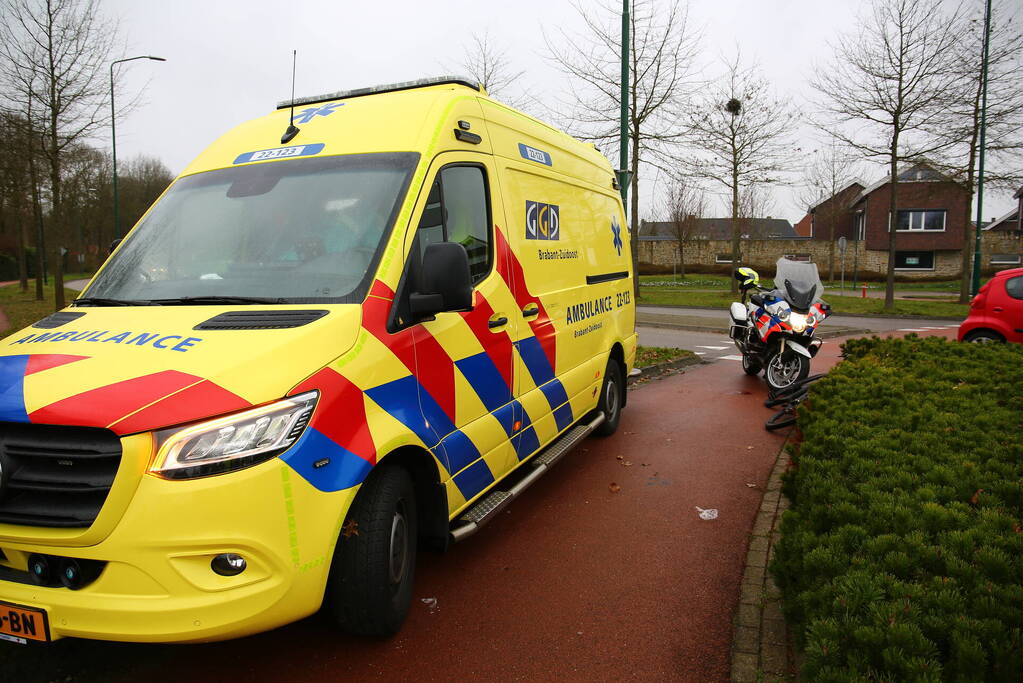 Fietser gewond bij aanrijding met auto