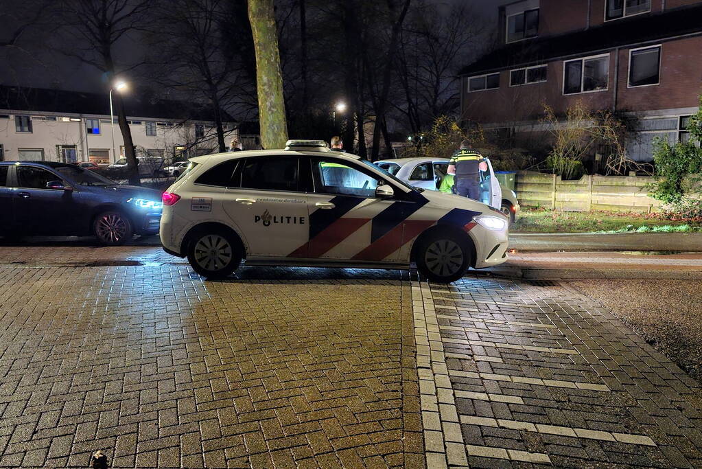 Fiets breekt doormidden bij botsing met auto