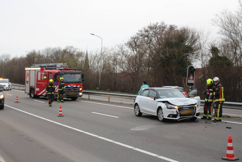 Veel schade bij kop-staartbotsing