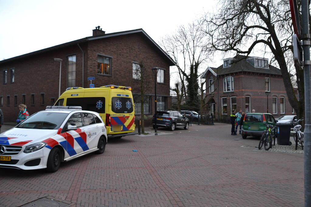 Scooterrijder gewond bij botsing met auto