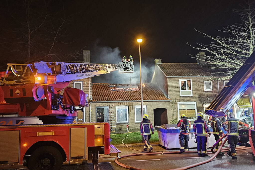 Veel schade bij brand in woning