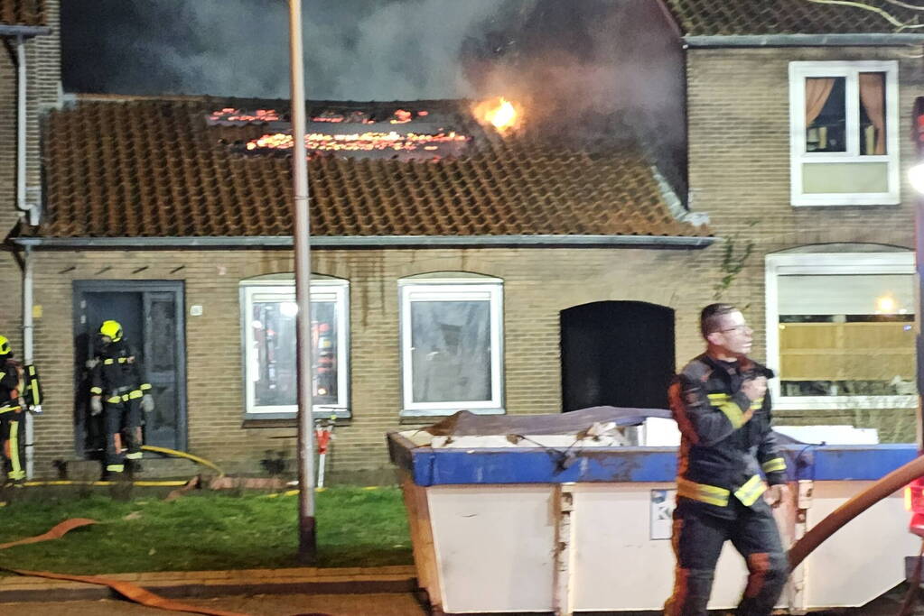 Veel schade bij brand in woning