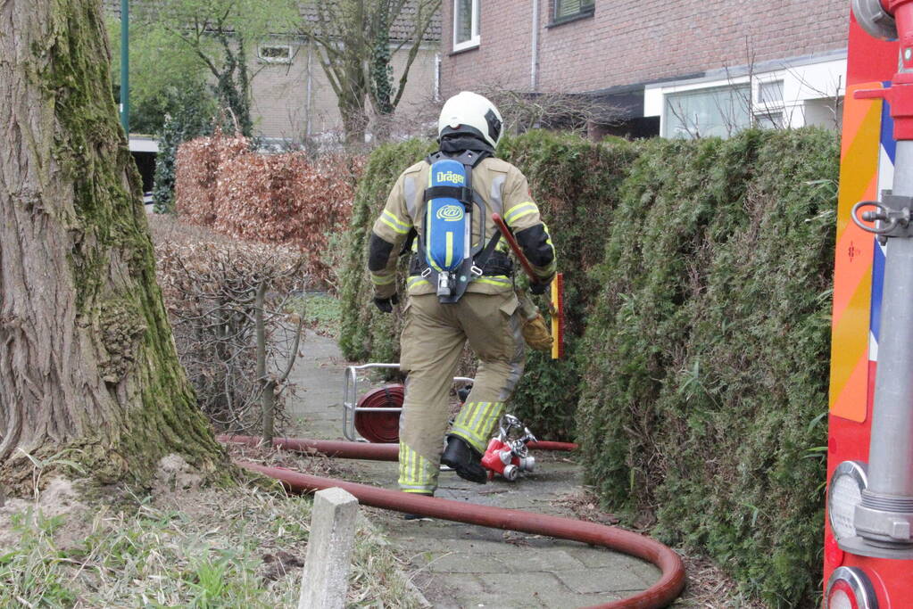 Brand in keuken van woning