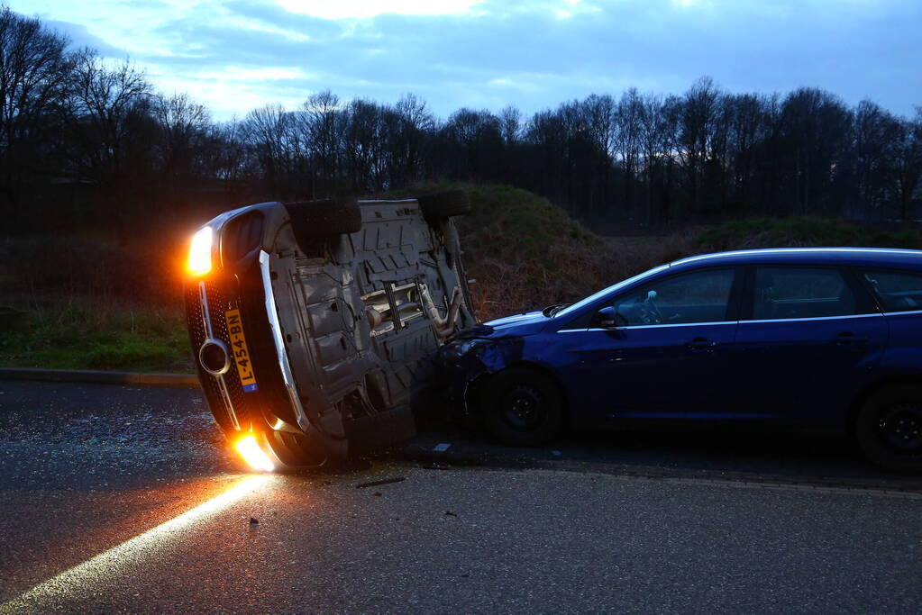 Drie kinderen betrokken bij ongeval op parkeerplaats, bestuurder onder invloed