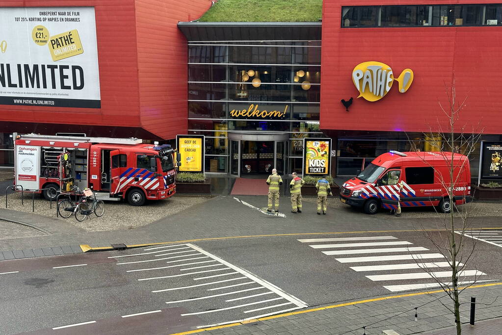 Brandweerthema bij kleuterbioscoop