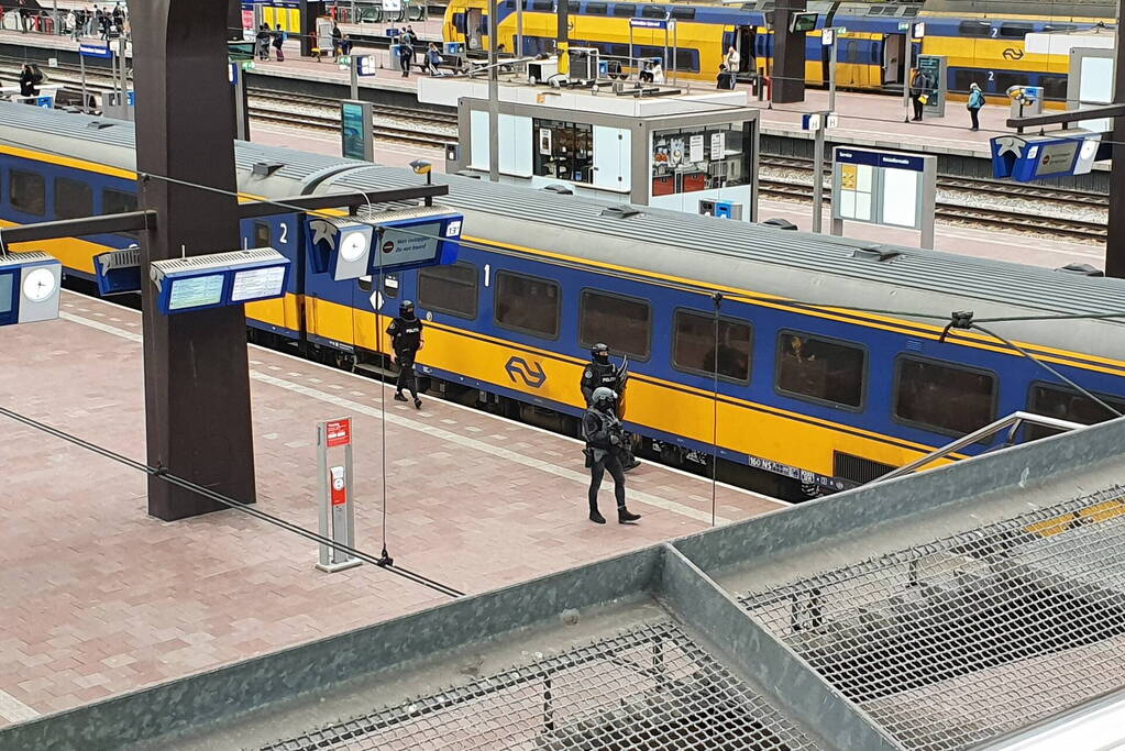 Massale inzet politie vanwege mogelijk vuurwapen