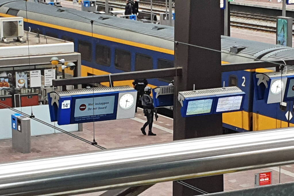 Massale inzet politie vanwege mogelijk vuurwapen