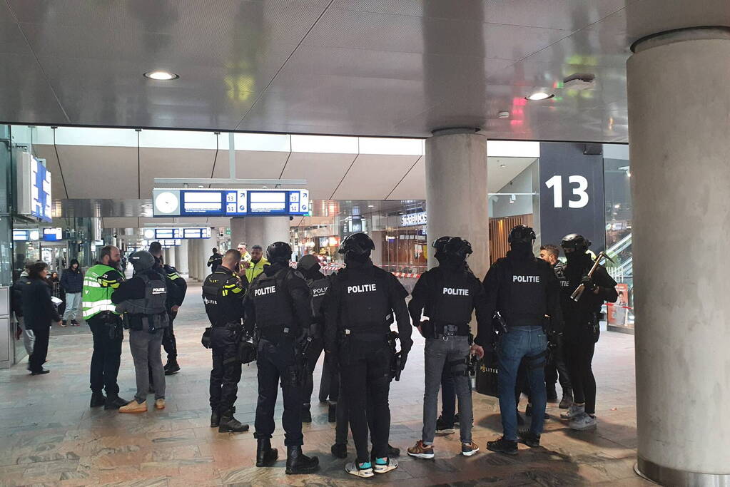 Massale inzet politie vanwege mogelijk vuurwapen