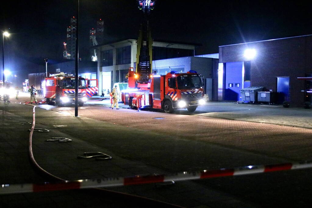 Grote brand in industriepand