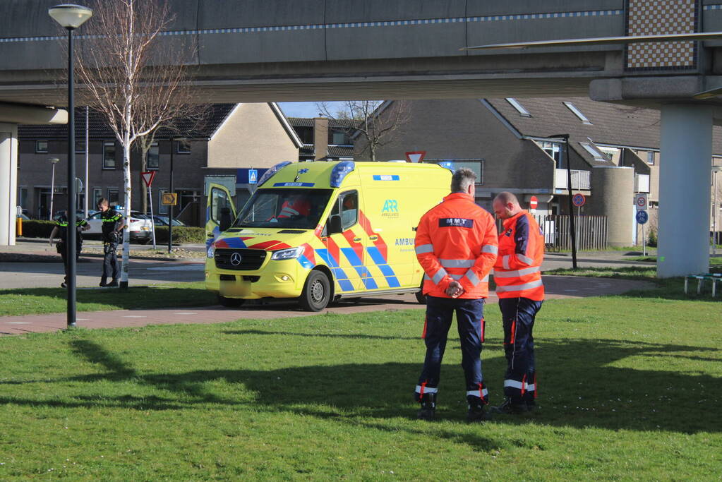 Trauma-arts per helikopter ingevlogen ter assistentie van ambulance