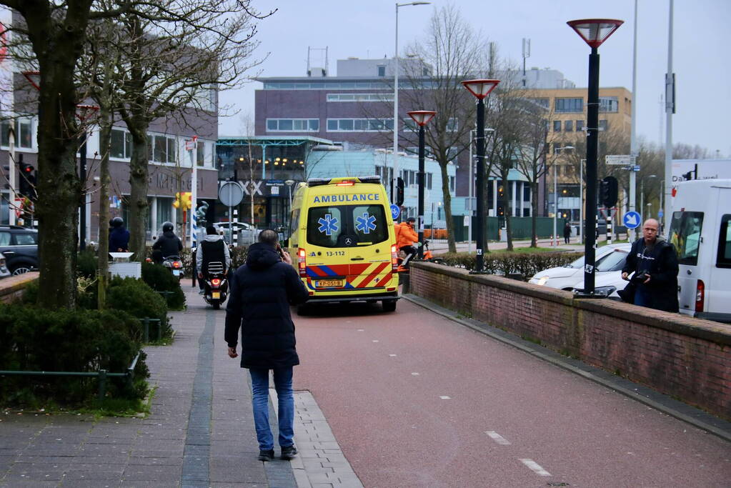 Persoon gewond na steekpartij in supermarkt