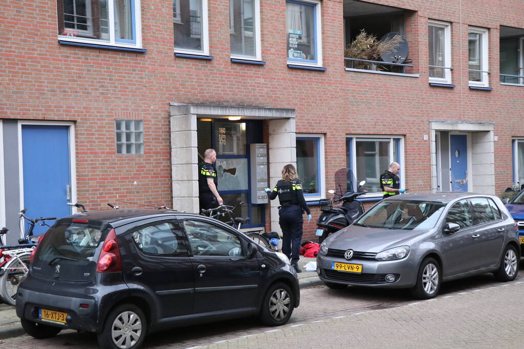 Vrouw in trapportiek doodgeschoten