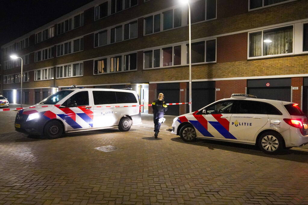 Flatwoning meerdere malen beschoten