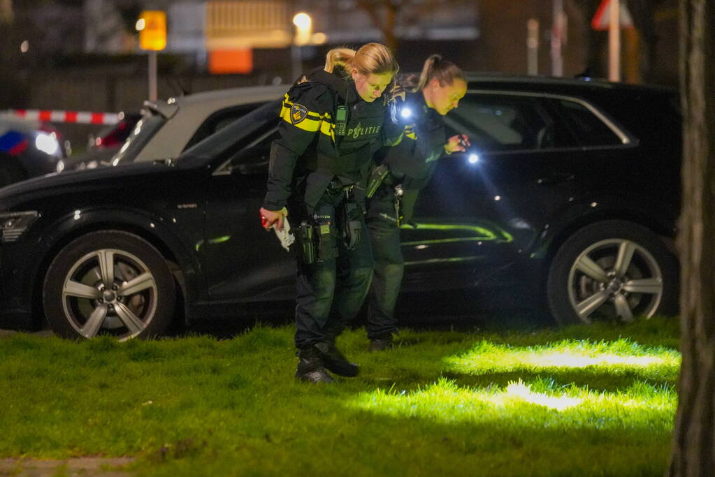 Flatwoning meerdere malen beschoten