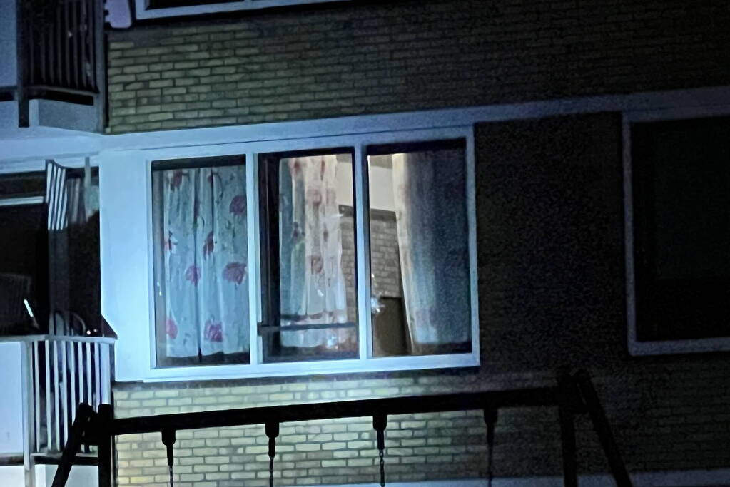 Flatwoning meerdere malen beschoten