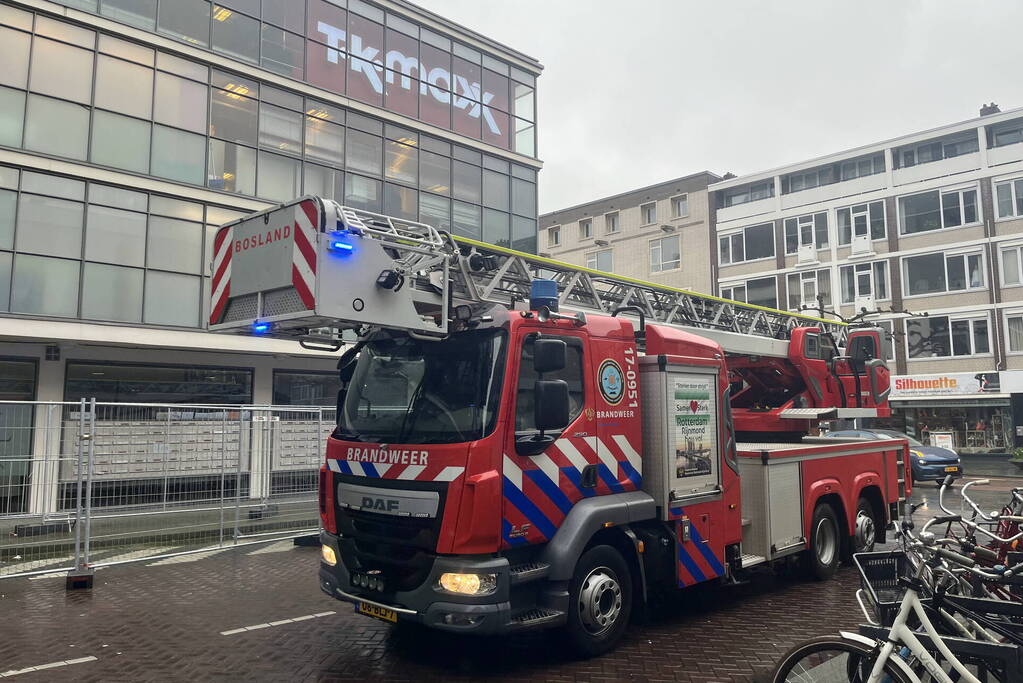 Winkels ontruimd wegens grote waterlekkage