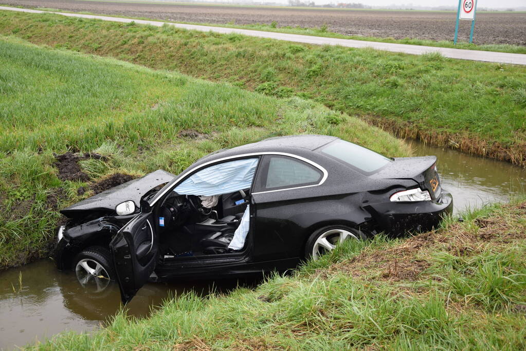 Gewonden bij flinke botsing op kruising