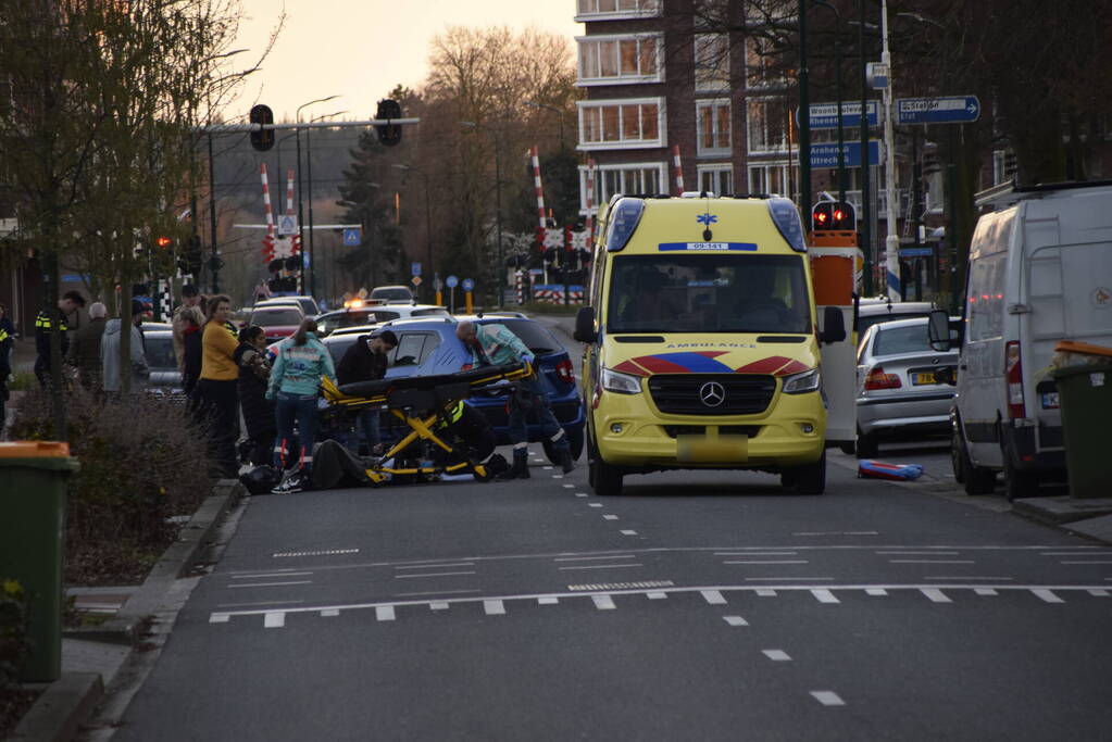 Motorrijder gewond na harde botsing met automobilist