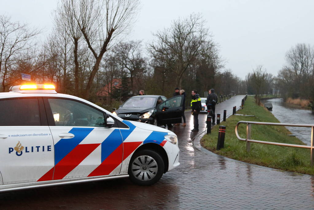 Frontale botsing op kruising