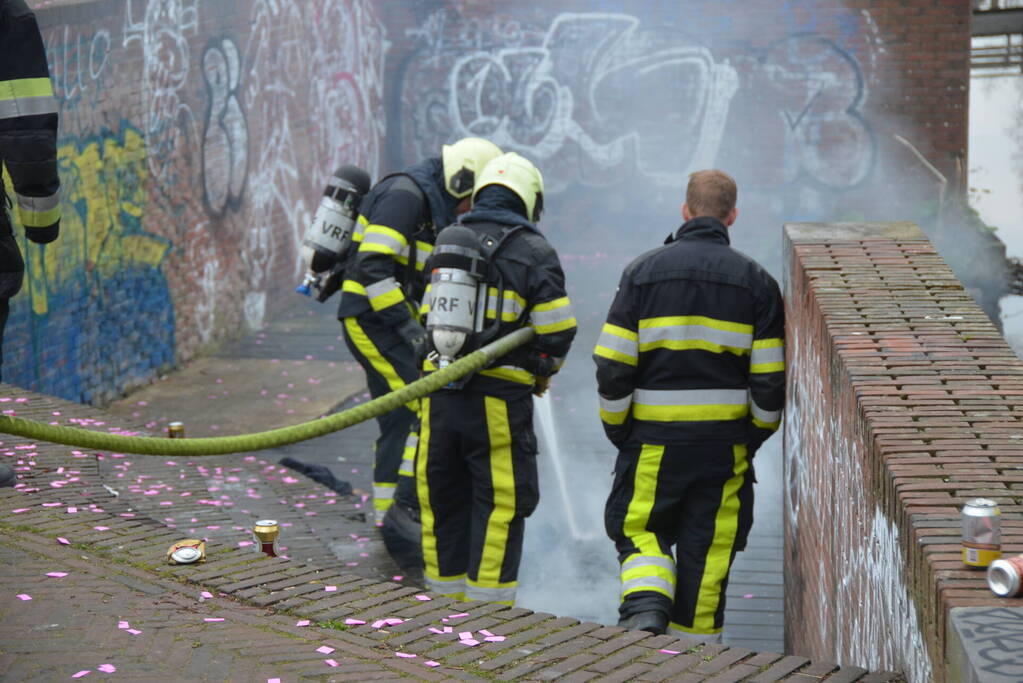 Brand op steiger