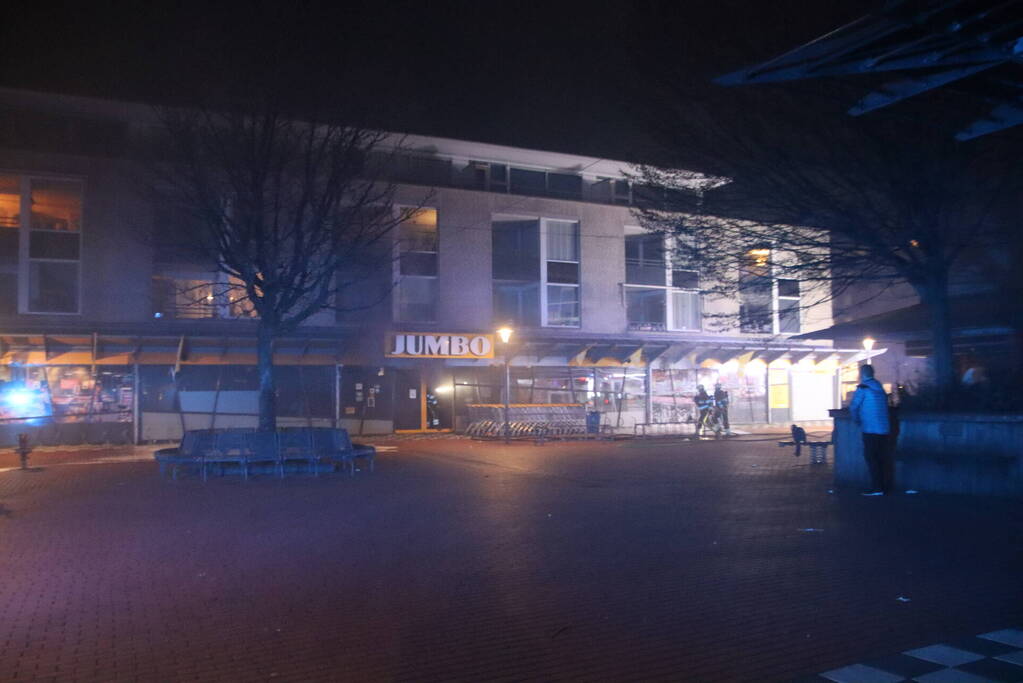 Grote brand bij Jumbo supermarkt