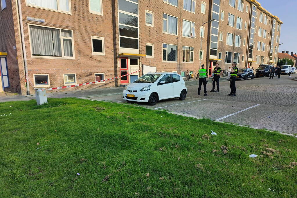 Meerdere schoten gelost op flatgebouw