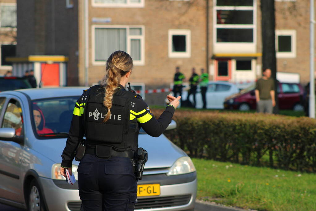 Meerdere schoten gelost op flatgebouw