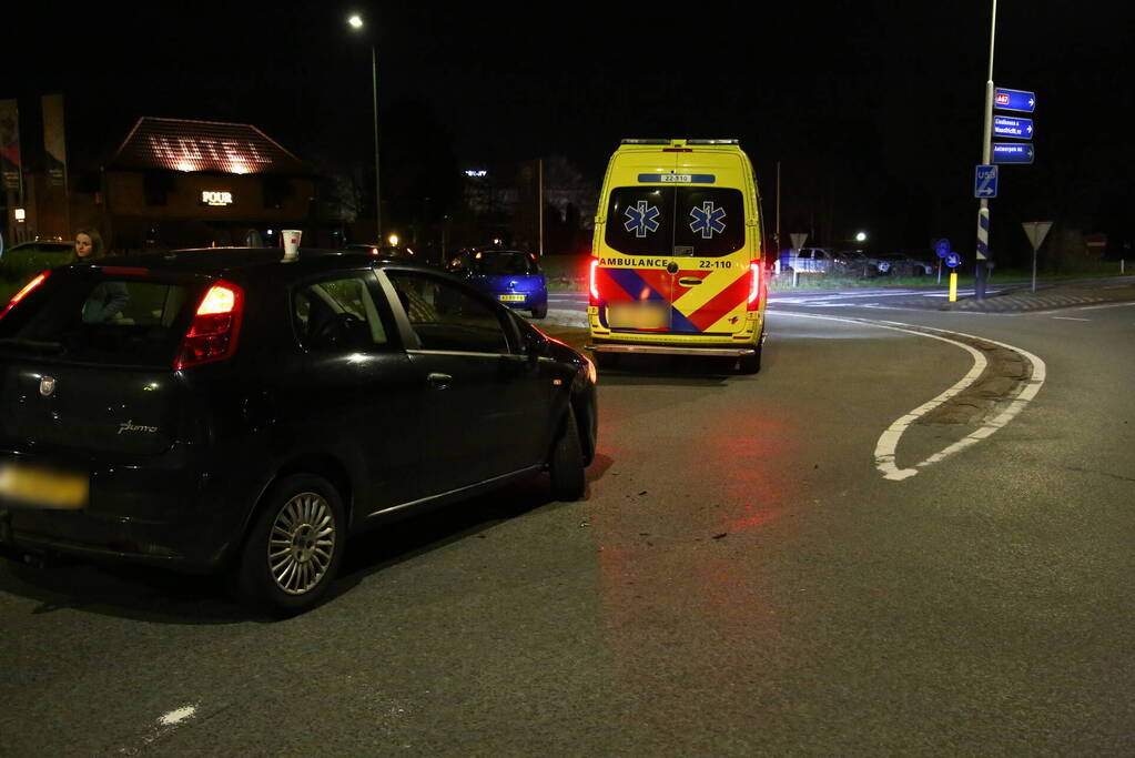 Voorwiel breek af bij botsing