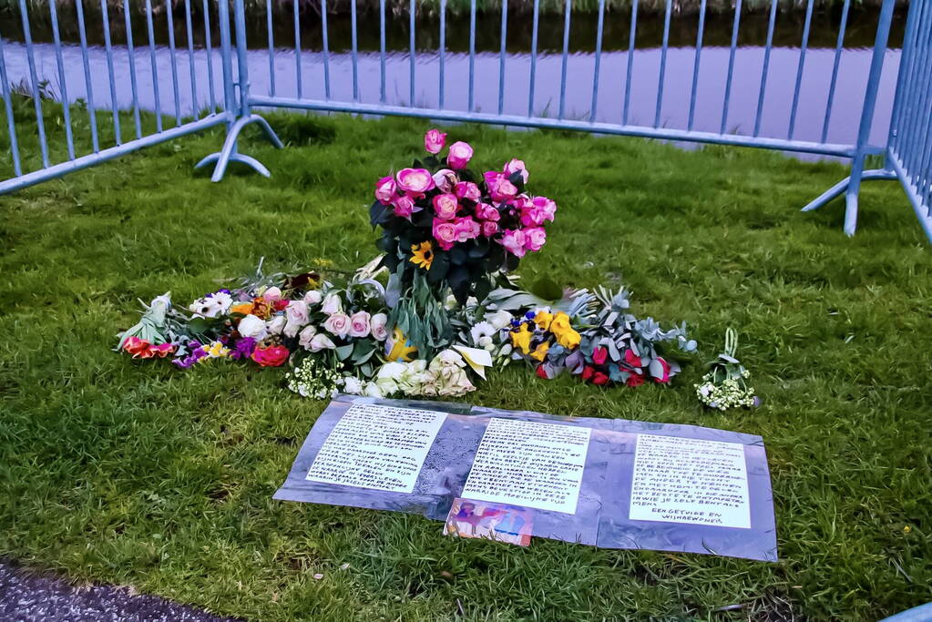 Bedrijven druk bezig berging treinstellen