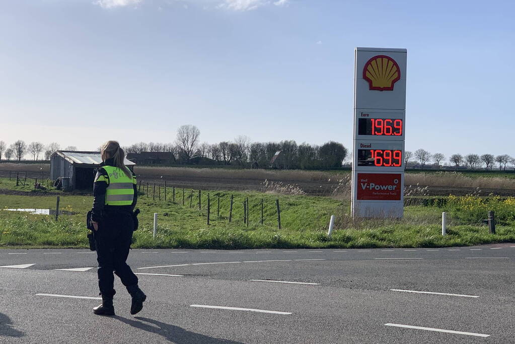Politie houdt verkeerscontrole