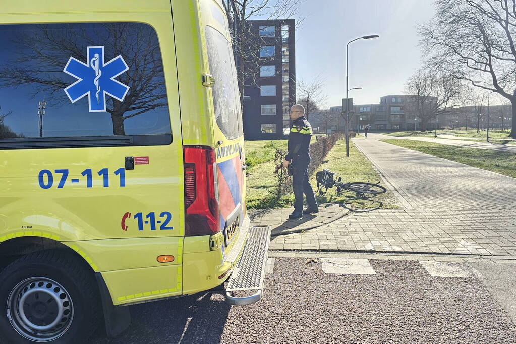Fietser slaat over de kop bij lasercontrole