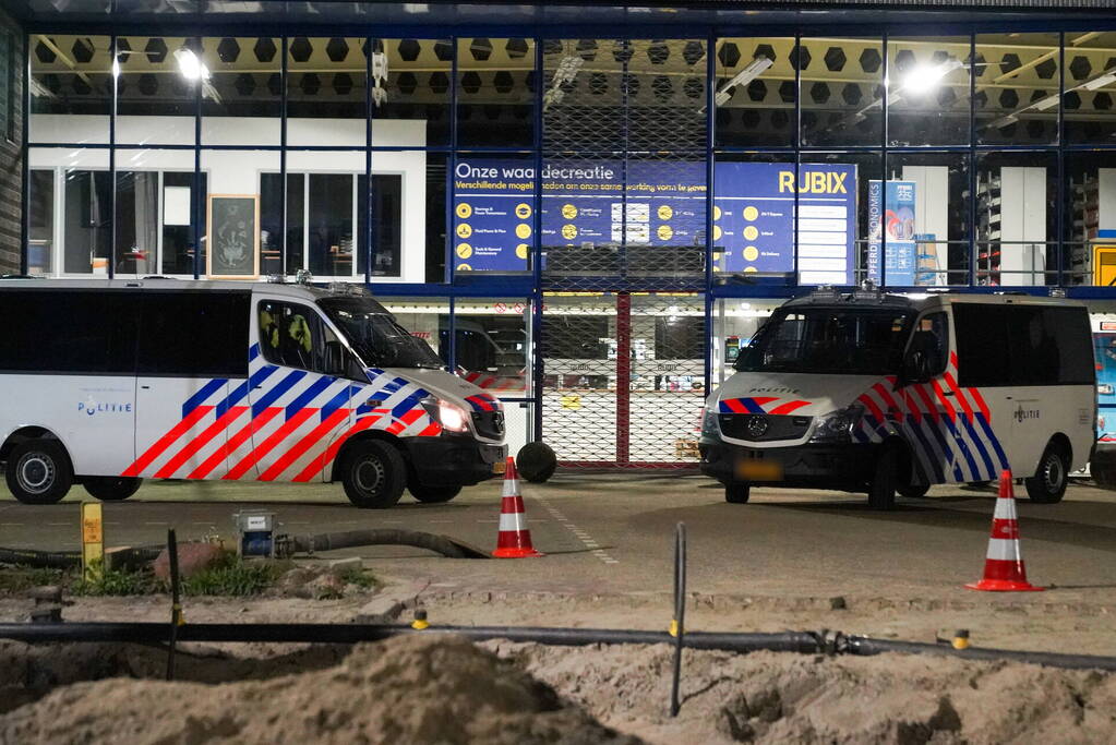 Inval in een bedrijfspand