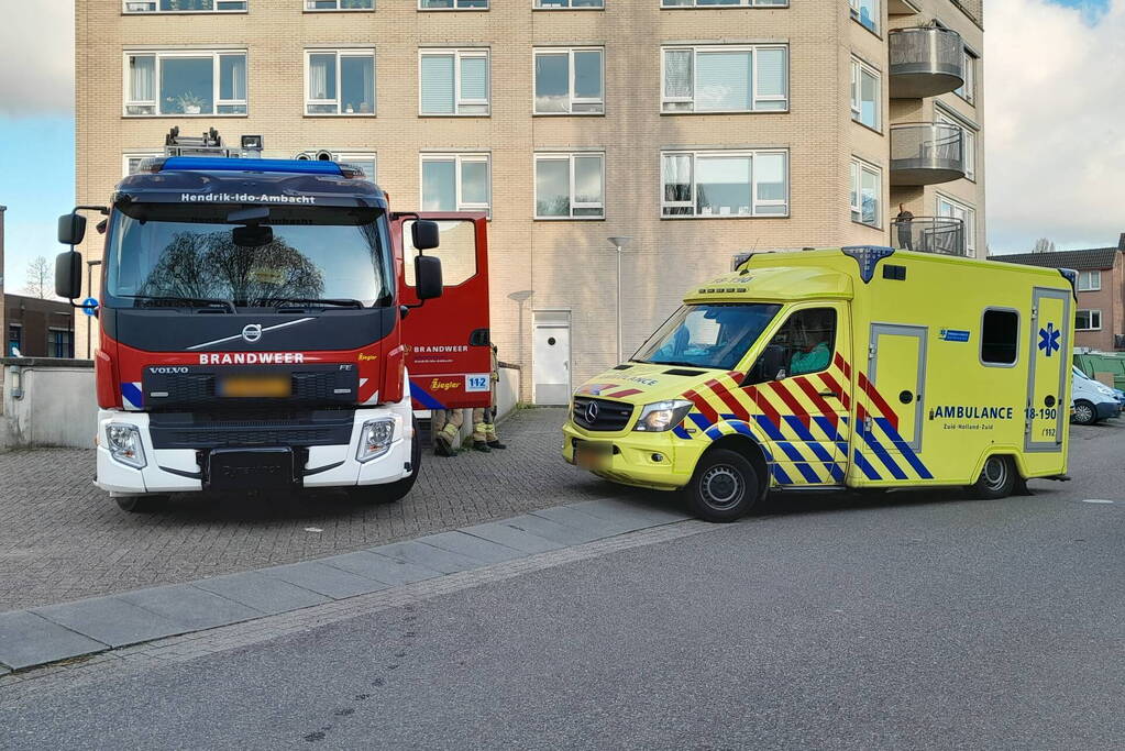 Brandweer controleert appartement op brand