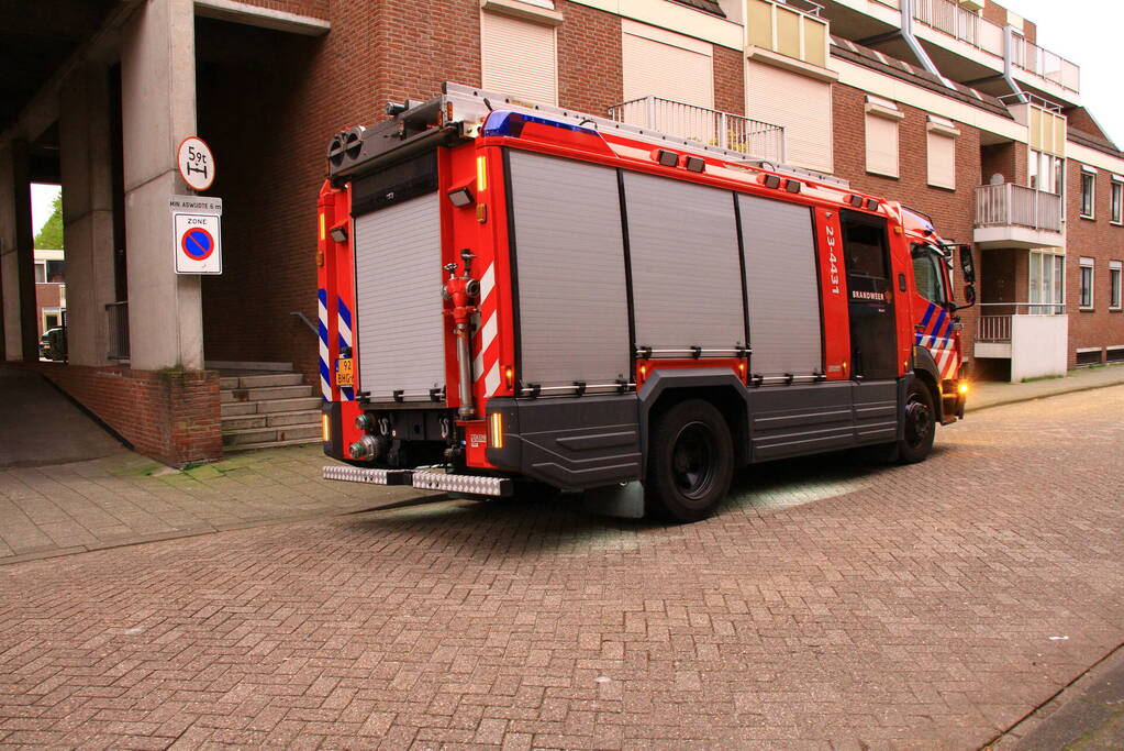 Brandweer bevrijdt opgesloten vrouw van toilet