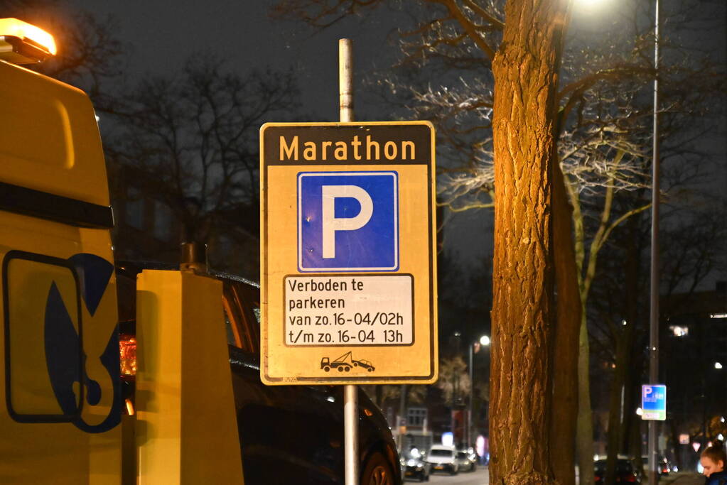 130 fout geparkeerde auto's op route Marathon weggesleept