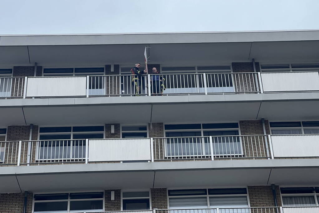 Brandweer verwijderd los hangend verkoopbord