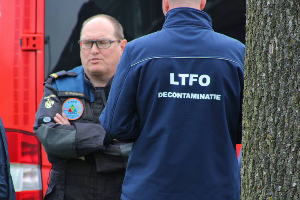 Bewoners onwel nadat onbekende stof woning in wordt gegooid