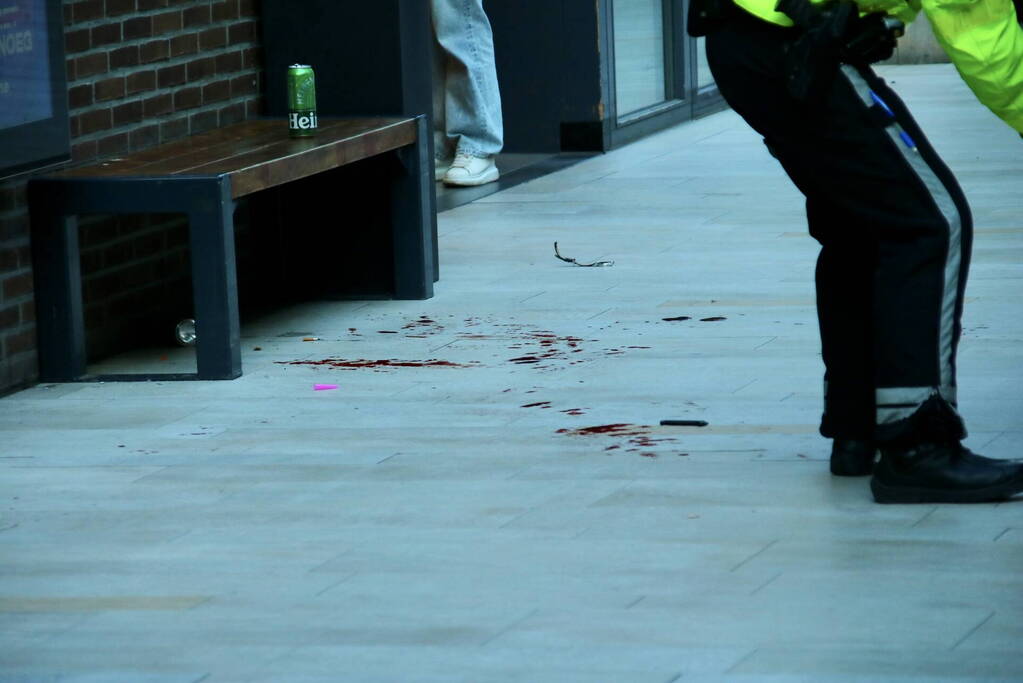 Persoon gewond na steekpartij