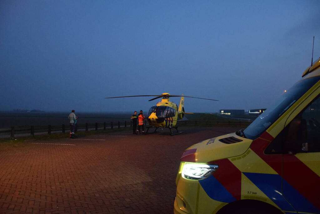 Traumateam assisteert bij incident op straat