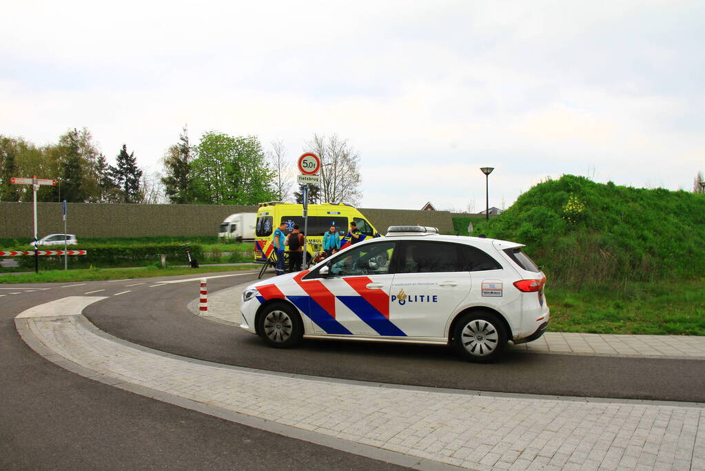 Fietser met elkaar in botsing