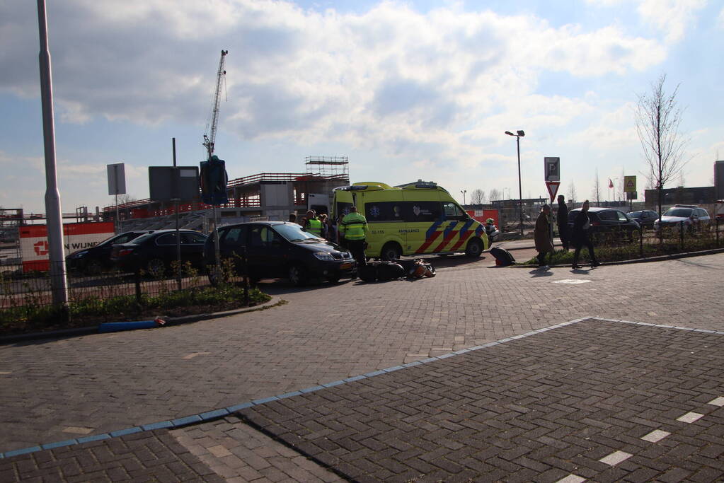 Scooterrijder gewond bij aanrijding