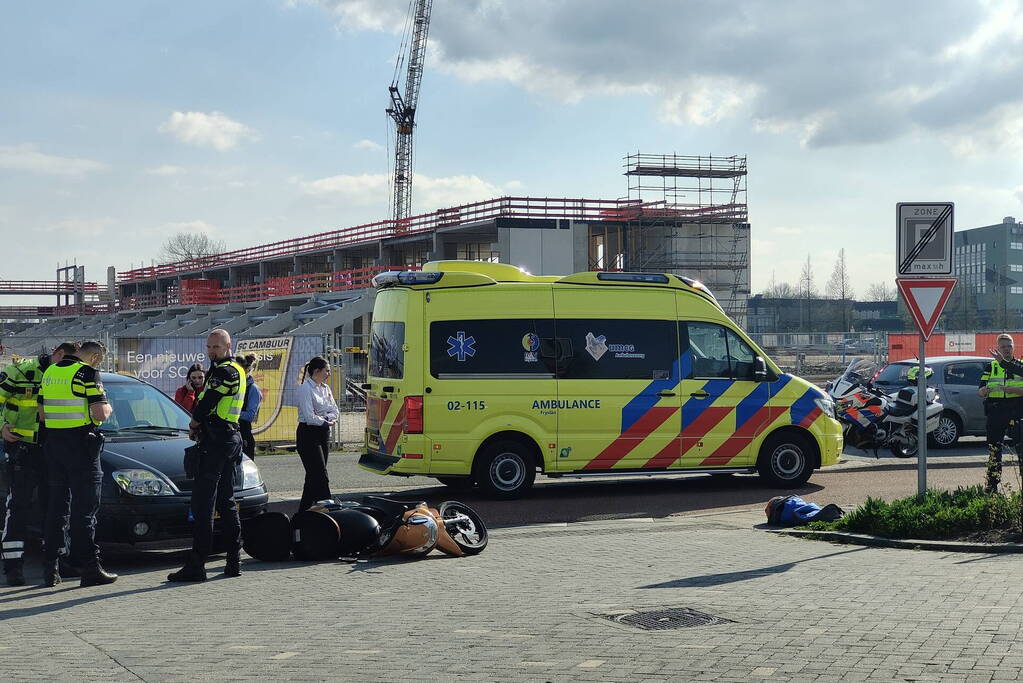 Scooterrijder gewond bij aanrijding