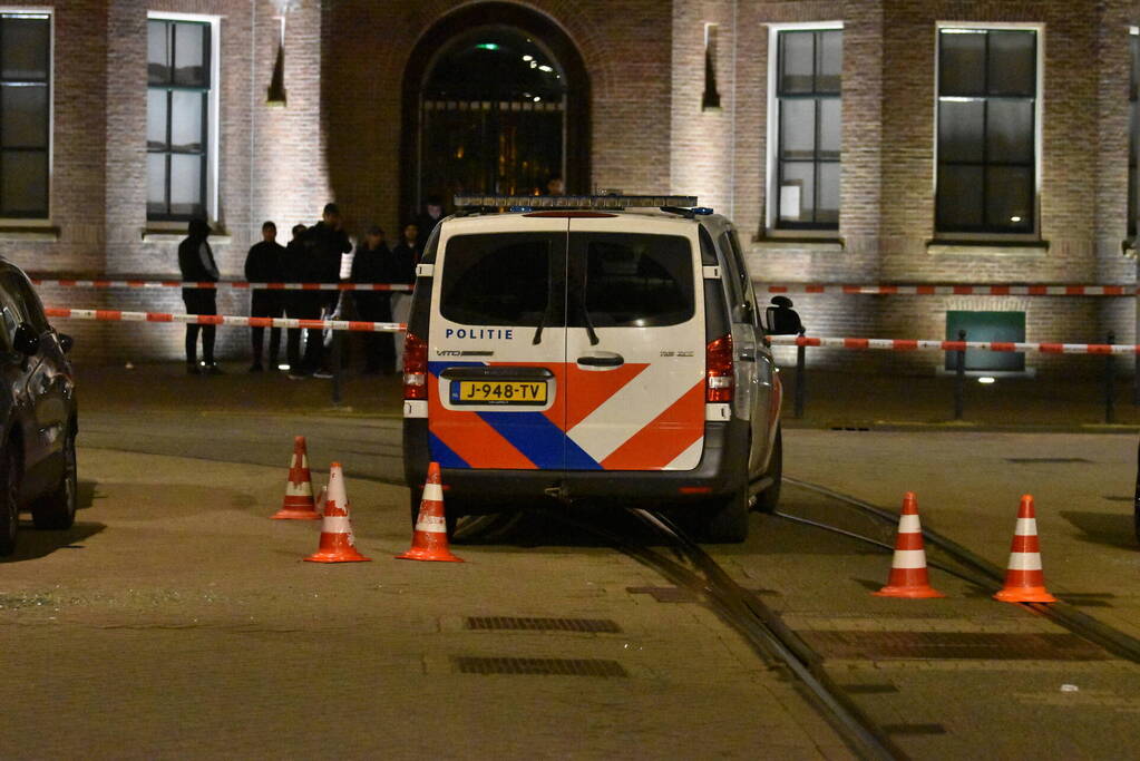 Gewonde na schietpartij afgezet bij ziekenhuis